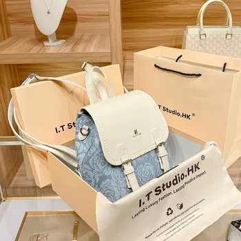  Роскошный бренд Модный простой туристический рюкзак Новая тенденция Корейская версия Высококачественный женский рюкзак большой емкости для отдыха