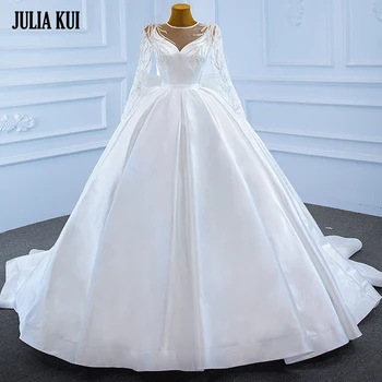 Julia Kui V Вырез из нежного атласа Свадебные платья A Line с длинными рукавами Красивый корсетный бант
